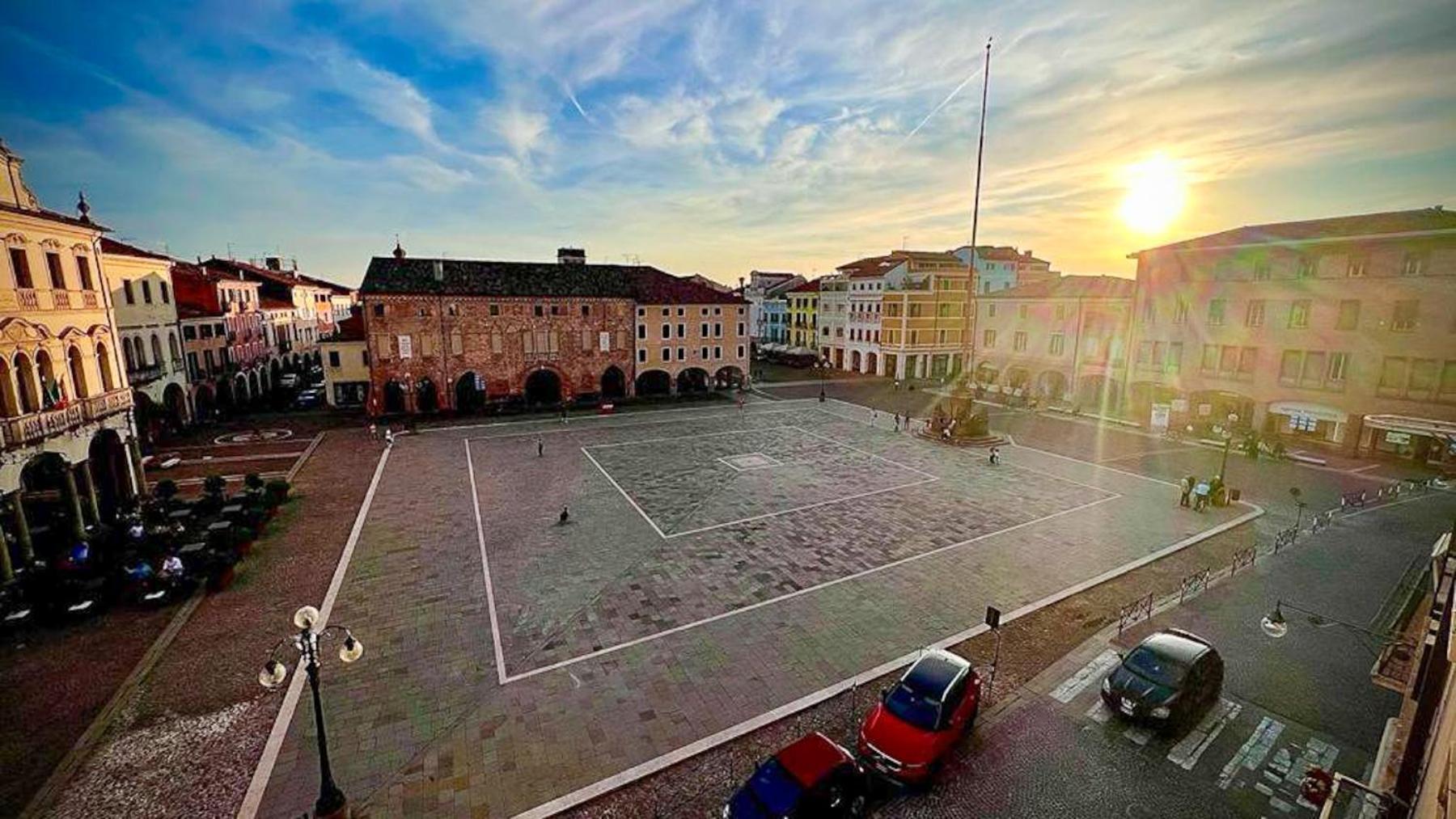 Este Stay Exteriör bild