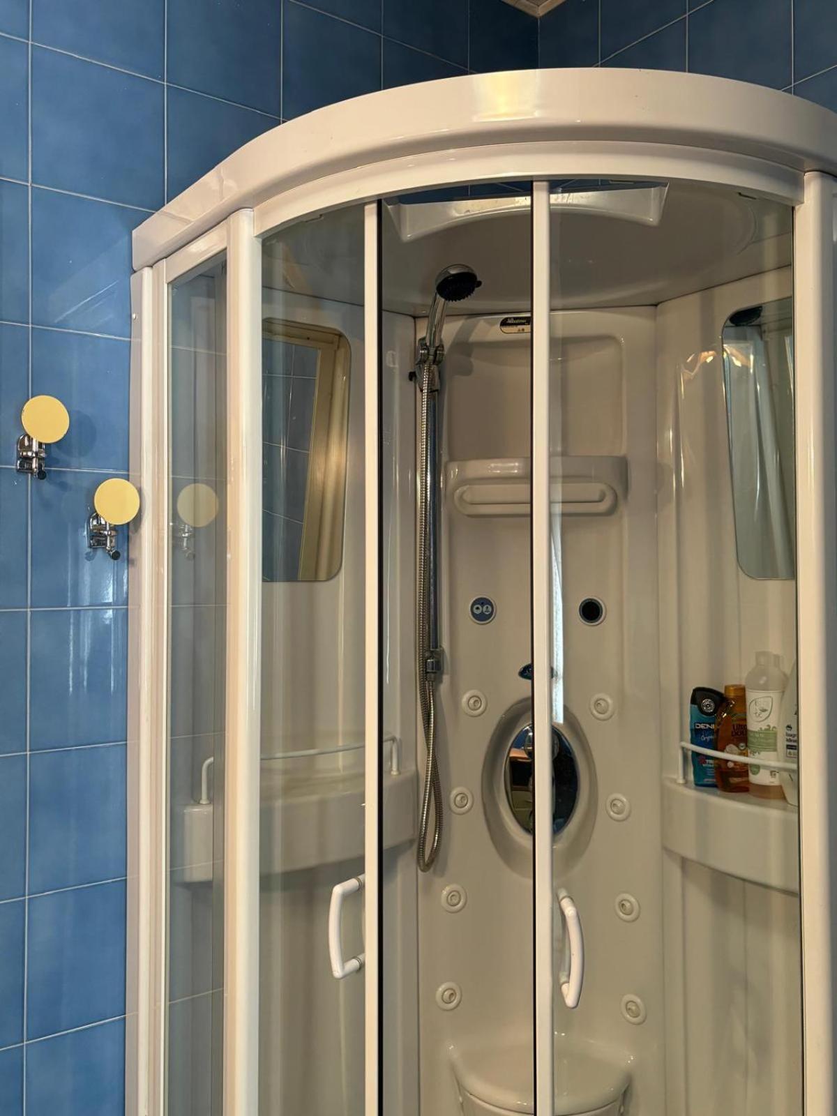 Este Stay Exteriör bild